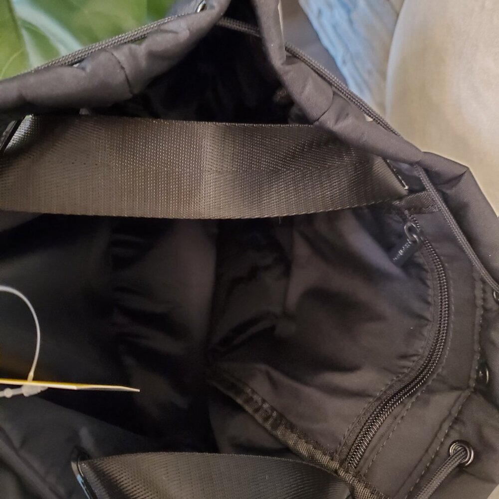 Beyond Yoga Backpack - Picture 5 of 6
